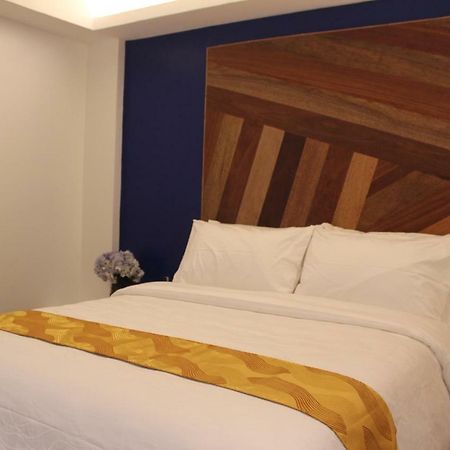 Oyo 609 G Executive Hotel And Spa Boracay Manoc-Manoc Bagian luar foto