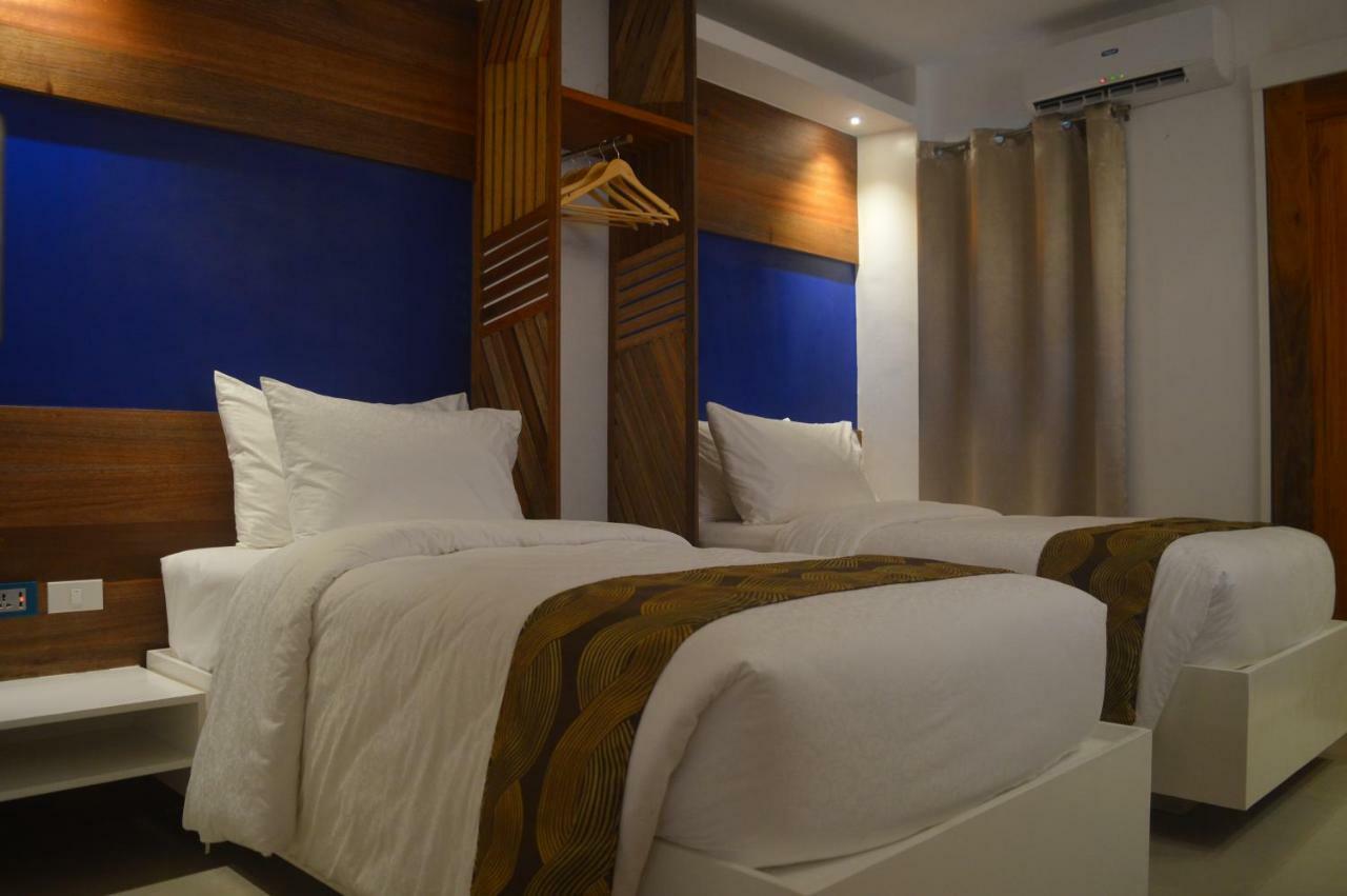 Oyo 609 G Executive Hotel And Spa Boracay Manoc-Manoc Bagian luar foto