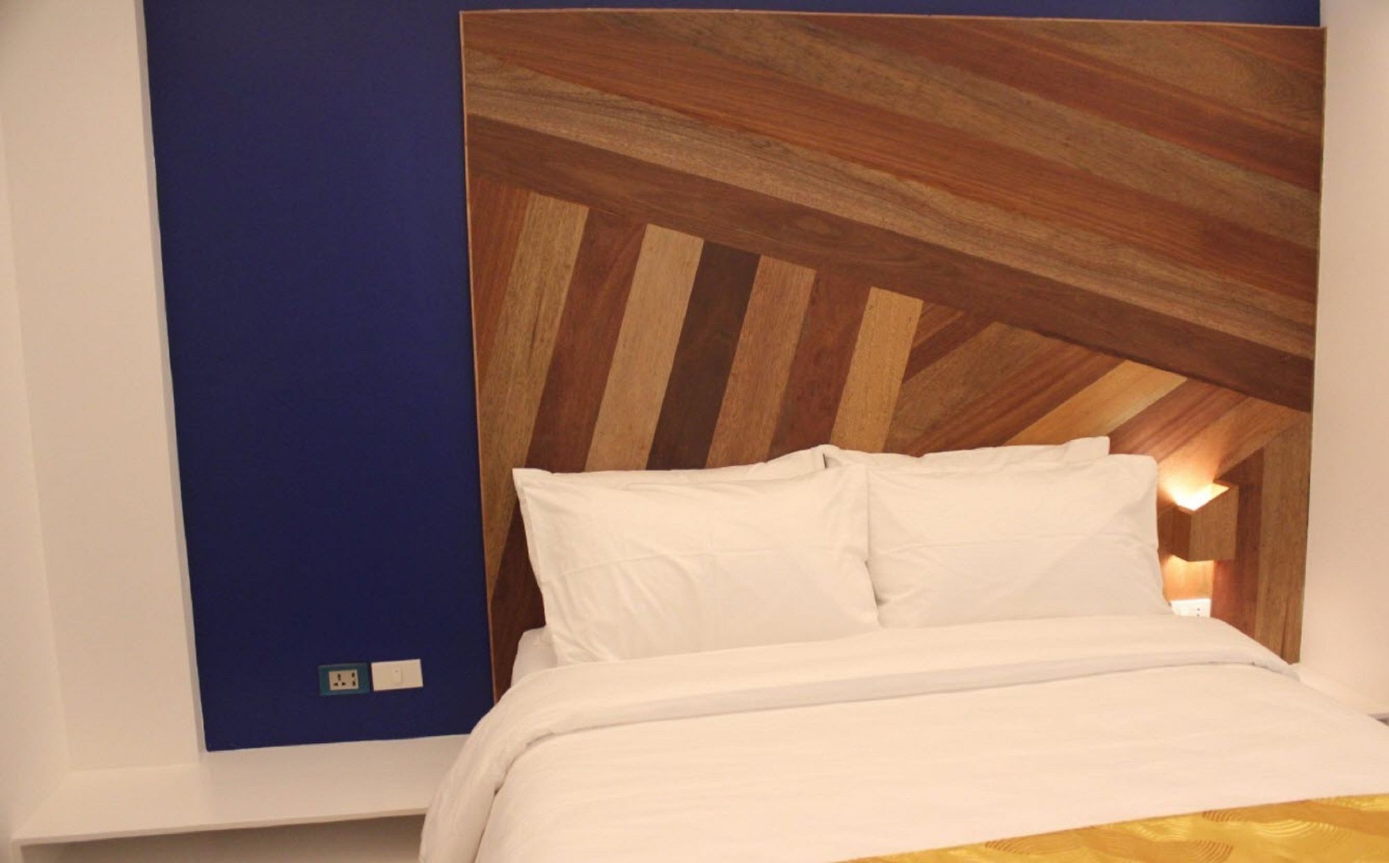 Oyo 609 G Executive Hotel And Spa Boracay Manoc-Manoc Bagian luar foto