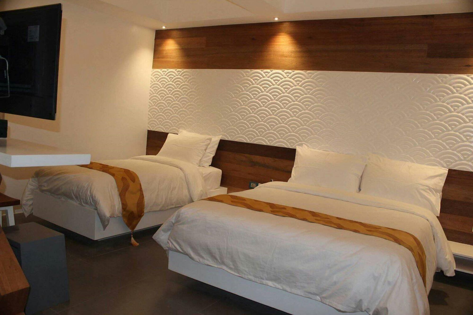 Oyo 609 G Executive Hotel And Spa Boracay Manoc-Manoc Bagian luar foto