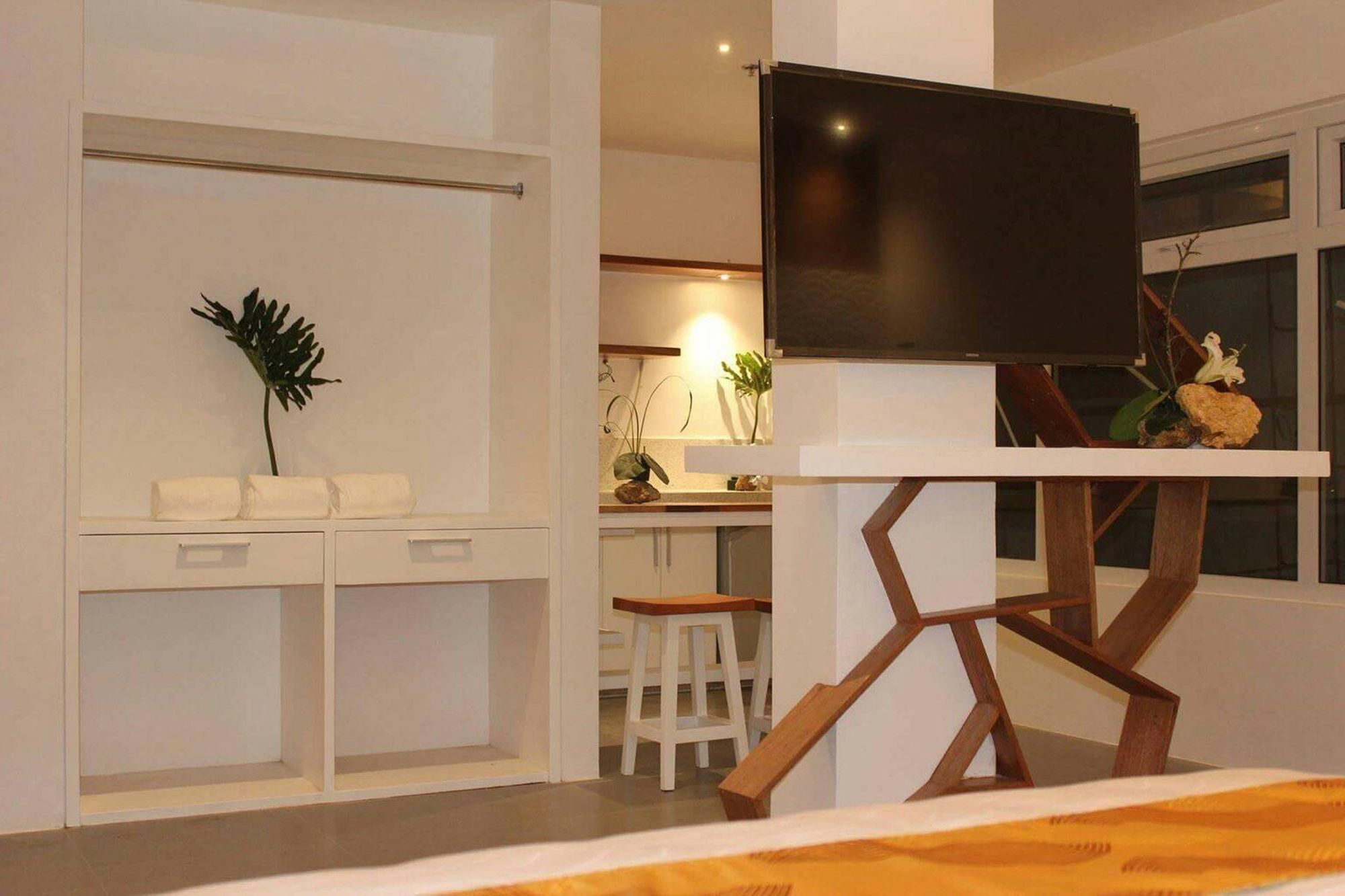 Oyo 609 G Executive Hotel And Spa Boracay Manoc-Manoc Bagian luar foto